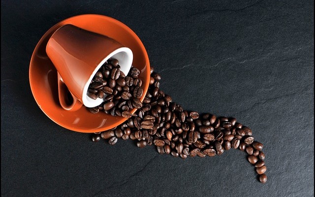 Coach Monica's 21 DAY FIX FAQ SERIES: Can I Drink Coffee on the 21 Day Fix? | TheFitClubNetwork.com