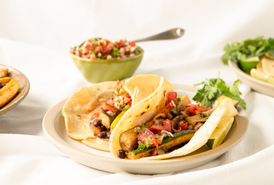 8 Healthy Taco Recipes & Buffet Style Meal Prep | THEFITCLUBNETWORK.COM