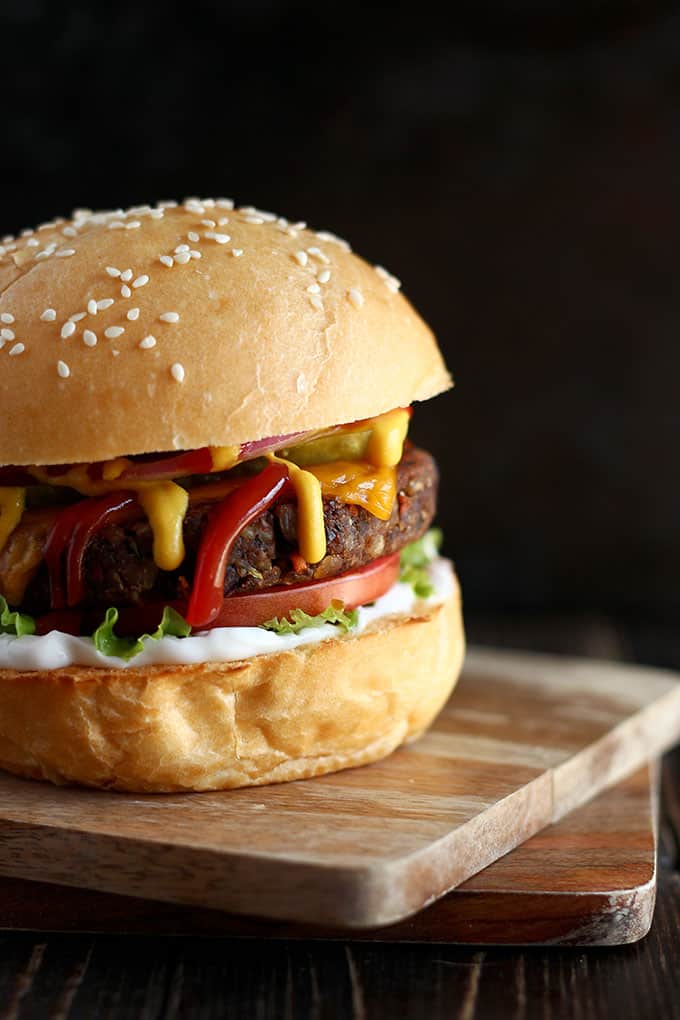 Vegan Mushroom Black Bean Burgers | THEFITCLUBNETWORK.COM